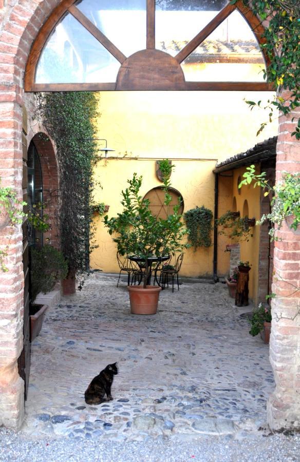 סיינה Agriturismo Renaccino מראה חיצוני תמונה
