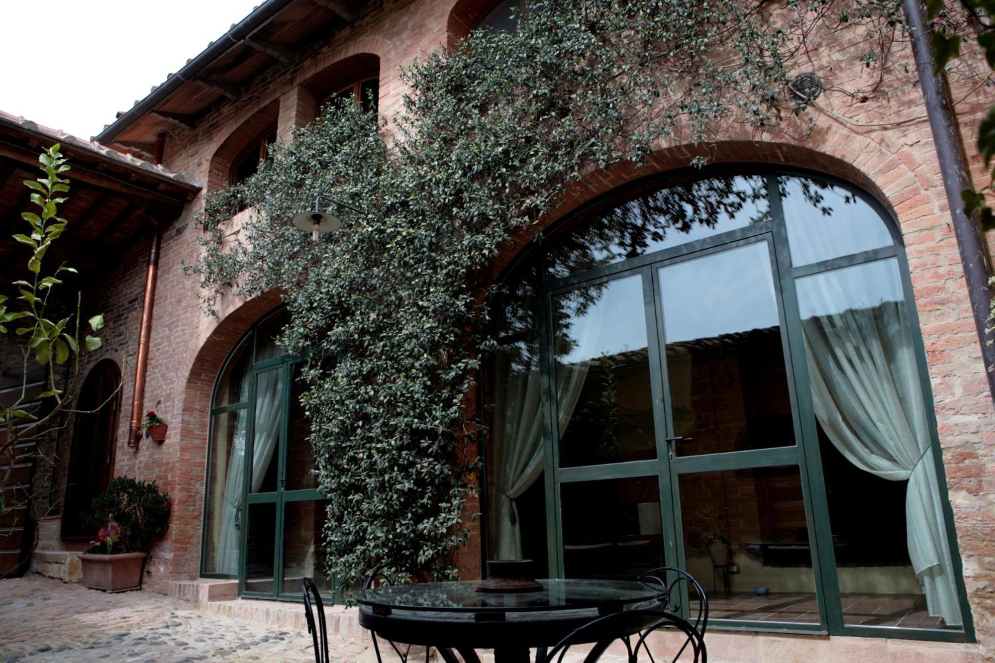 סיינה Agriturismo Renaccino מראה חיצוני תמונה